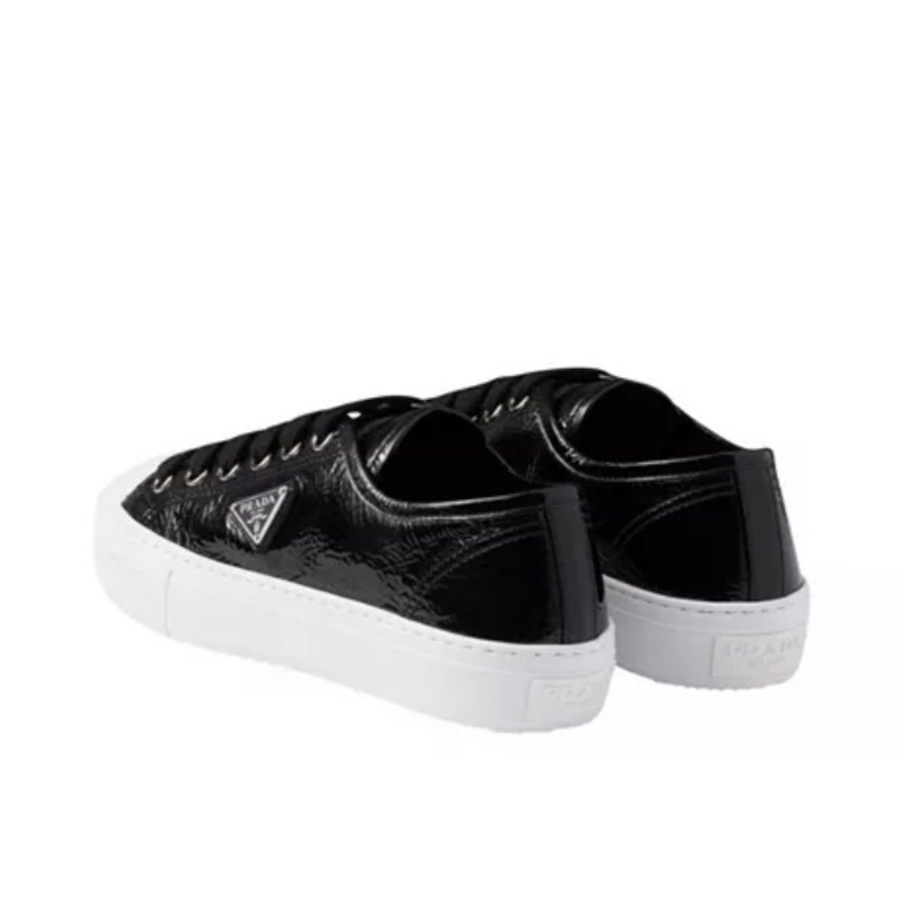 NIB $1070 Prada Naplak Nero/Black Patent Leather Sneakers in size 35 EU / 5 US! - Picture 5 of 6